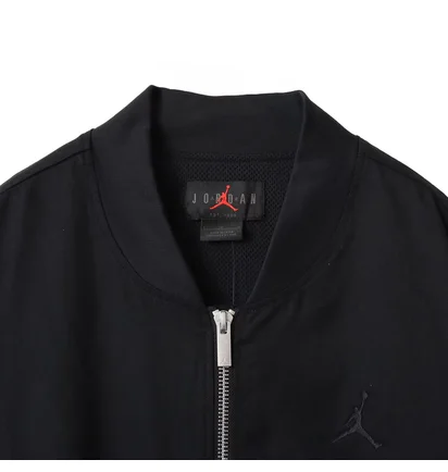Бомбер мужской Air Jordan Essentials Lightweight Renegade Black HF9367-010
