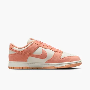 Кроссовки женские Nike Dunk Low White/Peach HJ7673-003