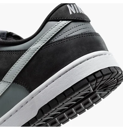 Кроссовки мужские Nike Dunk Low Grey/Black IB3079-001