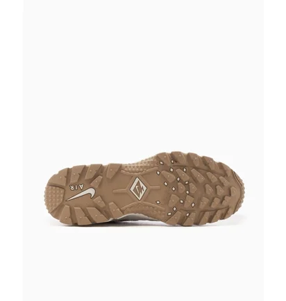 Кросівки жіночі Nike Air Humara Se Beige/Grey FZ3763-104