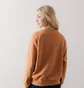 Світшот жіночий New Balance Sweat Crew Graphic Essential Orange WT31508SEI