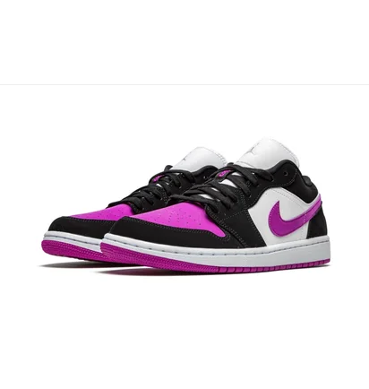 Кросівки жіночі Air Jordan Wmns 1 Low Black/White DC0774-005