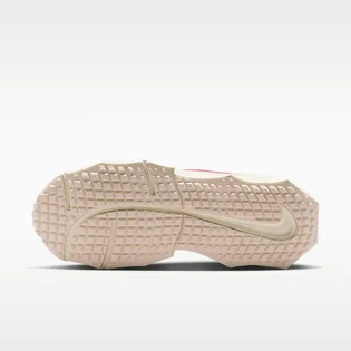 Кросівки жіночі Nike Aura Edge Beige HQ7025-100