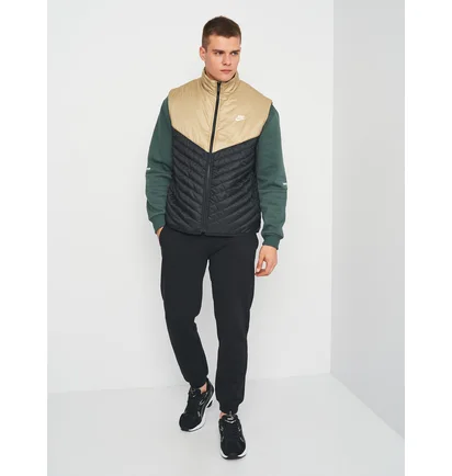 Жилетка мужская Nike Tf Wr Midweight Vest Black FB8201-010