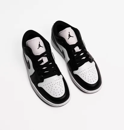 Кроссовки женские Air Jordan 1 Low Panda 2023 Black/White DC0774-101