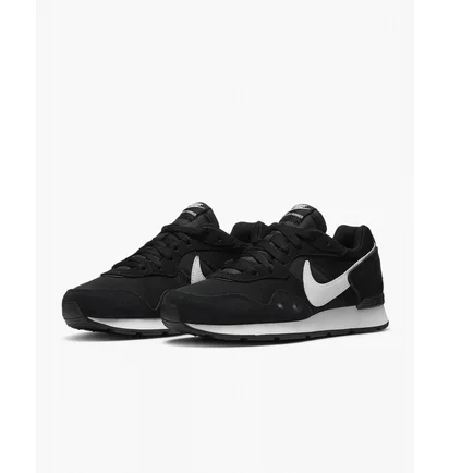 Кросівки жіночі Nike Venture Runner Black CK2948-001