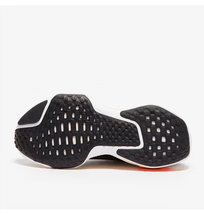 Кросівки жіночі Nike Zoomx Invincible Run Flyknit 3 Black DR2660-001