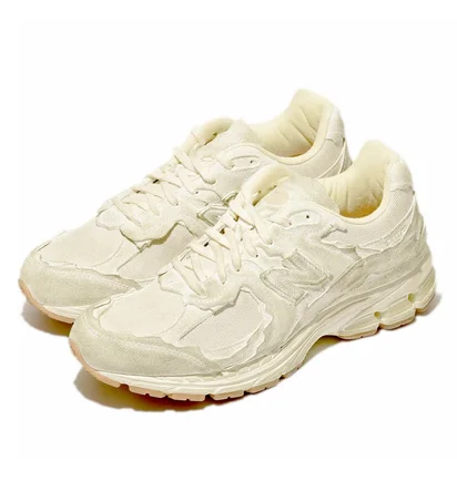 Кроссовки мужские New Balance Protection Pack 2002 White M2002RDG