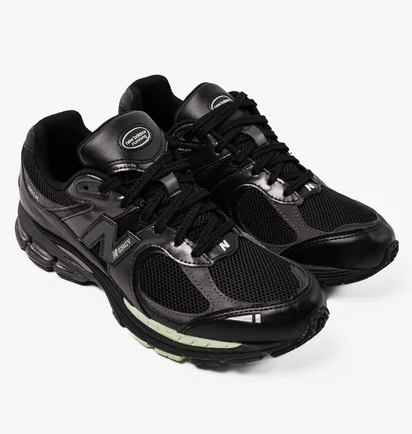 Кросівки чоловічі New Balance 2002R Black Silver Green M Black M2002RLD