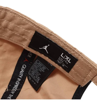 Кепка чоловіча Air Jordan Club Brown FD5185-200