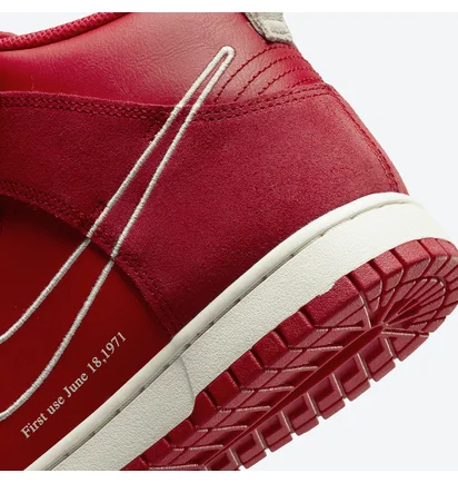 Кросівки чоловічі Nike Dunk High Se Red DH0960-600