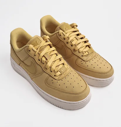 Кросівки жіночі Nike Sportswear Air Force 1 07 Prm Yellow Dr9503-700