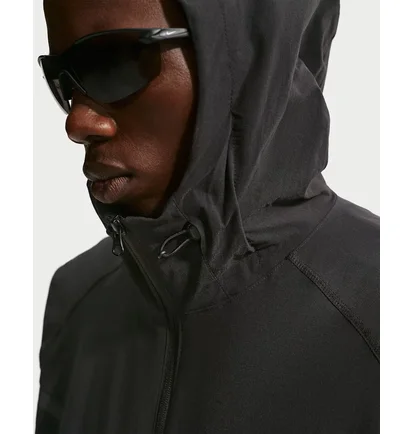Жилетка мужская Nike Dri-Fit Woven Windrunner Black HV0982-010