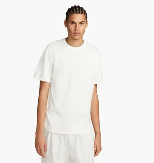 Футболка мужская Nike Sportswear Premium Essentials White Do7392-133