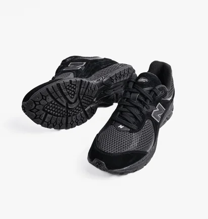 Кроссовки мужские New Balance 2002 Black M2002WB