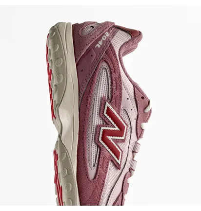 Кросівки жіночі New Balance 204L Pink U204L7AM