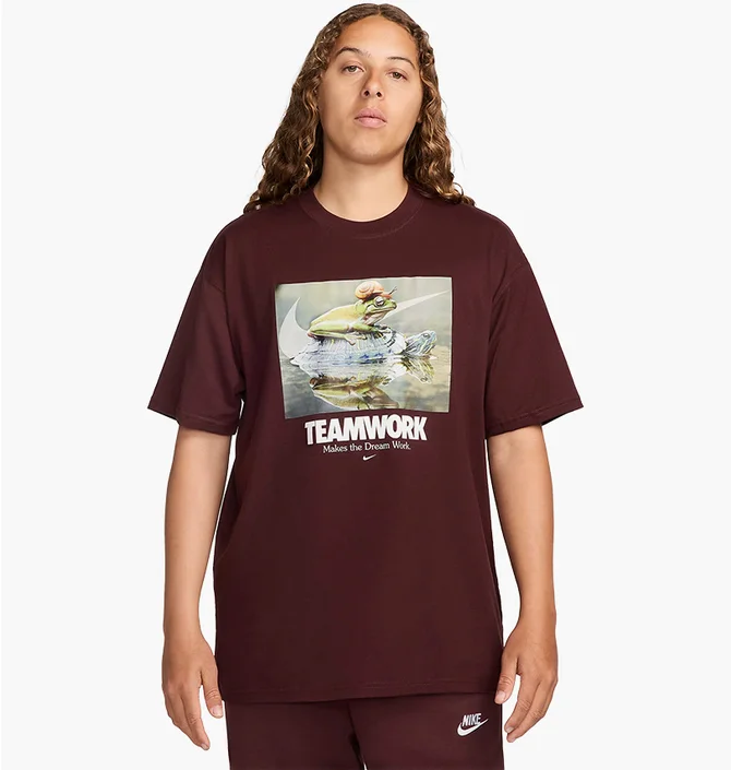Футболка чоловіча Nike T-Shirt Max90 Sportswear Brown HF0001-652