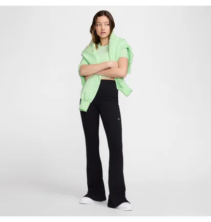 Футболка жіноча Nike Sportswear Essential Green FB2873-376