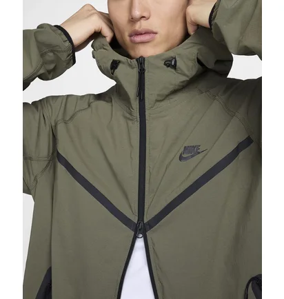 Куртка чоловіча Nike Tech Olive HM7151-223