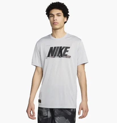Футболка чоловіча Nike M Dri-Fit Tee Rlgd Camo Gfx Grey FV8370-077