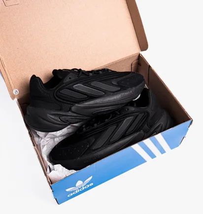 Кросівки чоловічі Adidas Ozelia M Black H04250