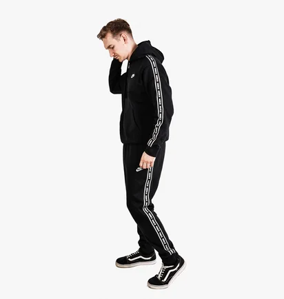 Спортивний костюм чоловічий Nike Club Fleece Graphics Hooded Track Suit Black FB7296-010