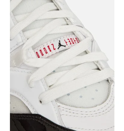 Кроссовки детские Nike Jumpman Two Trey (Gs) Sneakers White DQ8431-106