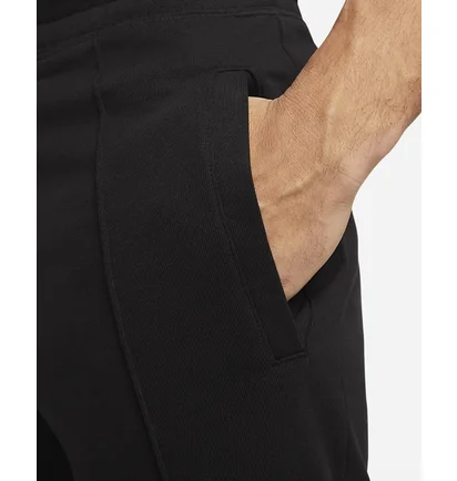 Шорти чоловічі Nike Sportswear Black FQ7651-010