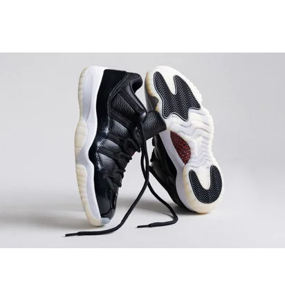 Кросівки чоловічі Air Jordan Retro 11 Low Black Av2187-001