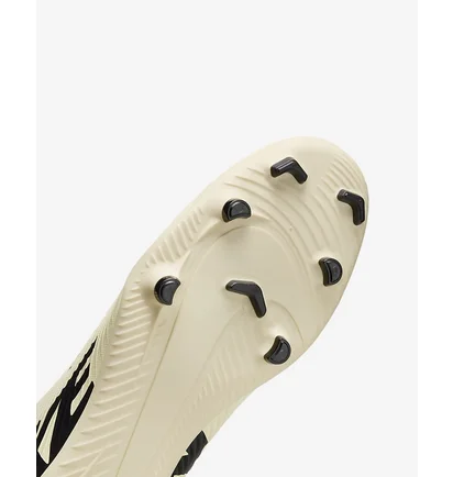Бутси унісекс Nike Mercurial Vapor 15 Club Yellow DJ5963-700