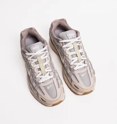 Кросівки жіночі Nike Wmns P-6000 Photon Grey HV4312-025