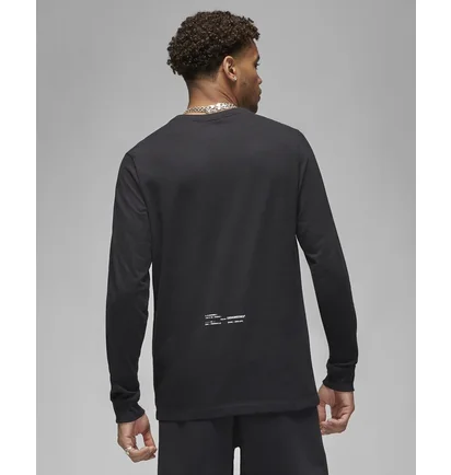 Лонгслів чоловічий Air Jordan Engineered Long-Sleeve Black Dq7370-010