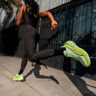 Кроссовки женские Puma Deviate Nitro 4 Yellow/Green 312124-04