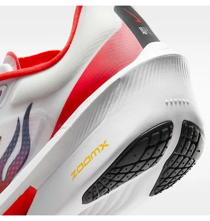 Кросівки чоловічі Nike Zoom Fly 6 White HQ3498-100
