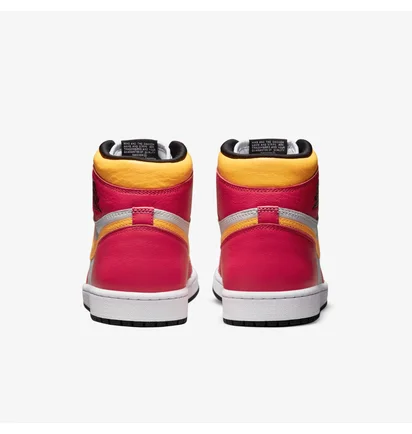 Кроссовки мужские Air Jordan 1 Retro High OG Red/White 555088-603