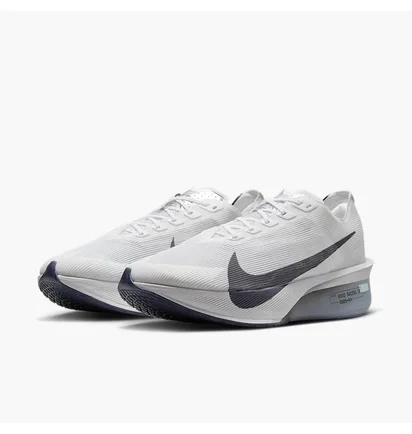 Кросівки чоловічі Nike Zoomx Vaporfly Next% 4 White HF6414-100