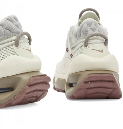 Кроссовки женские Nike W Air Max Flyknit Venture Beige FD2110-003