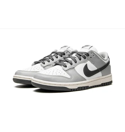Кросівки жіночі Nike Wmns Dunk Low White/Grey DD1503-117