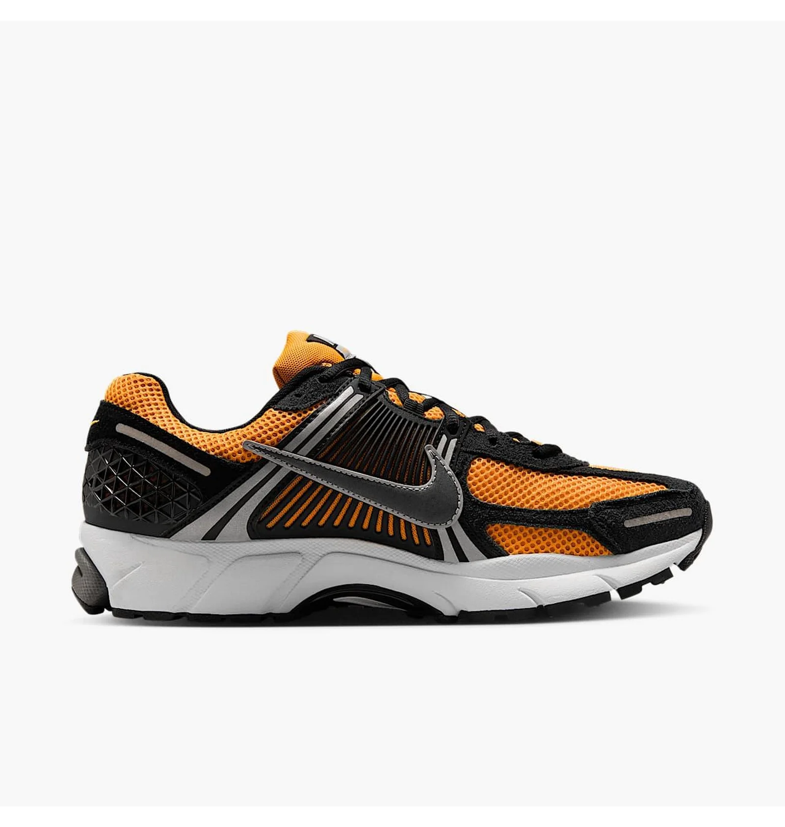 ᐉ Кросівки чоловічі Nike Zoom Vomero 5 Black/Orange IF6211-700