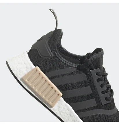 Кроссовки женские Adidas Nmd R1 Black GZ7997