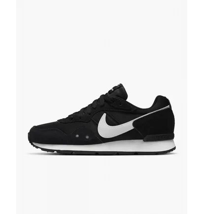 Кросівки жіночі Nike Venture Runner Black CK2948-001