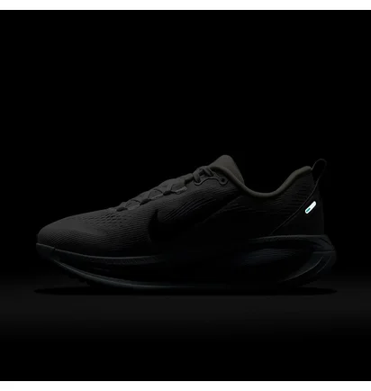 Кросівки жіночі Nike Air Zoom Vomero 18 Light Blue HM6804-103