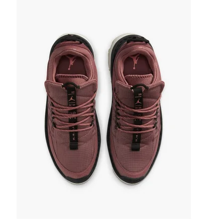Кроссовки женские Air Jordan Air Mae Bordo CT4539-600