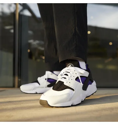 Кросівки жіночі Nike Huarache White/Black DH4439-105