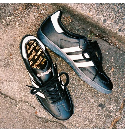 Кроссовки унисекс Adidas Fucking Awesome X Samba Black ID7339