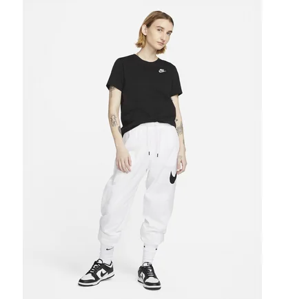 Футболка женская Nike W Nsw Tee Club Black Dx7902-010