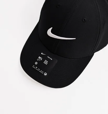Кепка унисекс Nike Dri-Fit Club Cap Structured Swoosh Hat Black FB5625-010