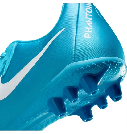 Бутсы унисекс Nike Phantom Gx Ii Academy Ag Light Blue FJ2552-400
