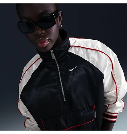 Бомбер мужской Nike Sportswear WomenS Oversized Jacket Black/White HF9435-010