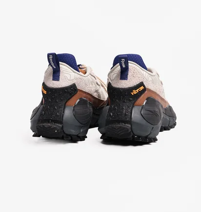Кроссовки унисекс Reebok Zig Kinetica 2.5 Edge Beige Gx6831